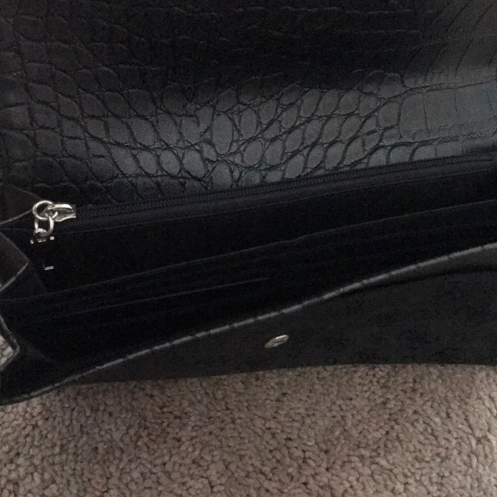 wallet - Picture 2 of 2